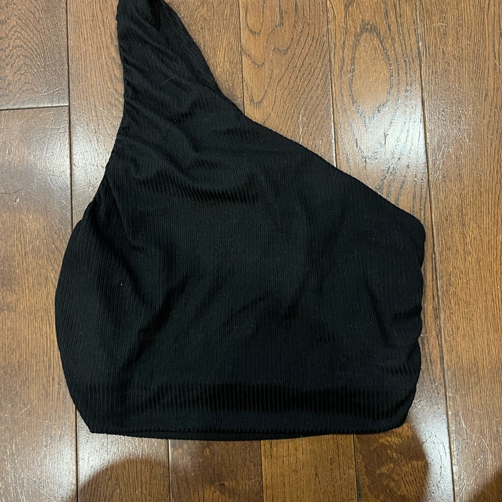 NWT one shoulder crop top - Picture 4 of 4